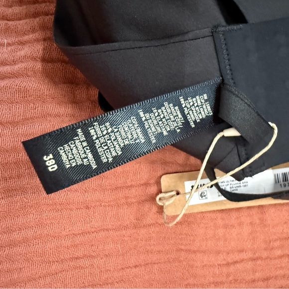 Skims Ultimate Teardrop Push Up Bra 38 D in Onyx NWT - Picture 4 of 4